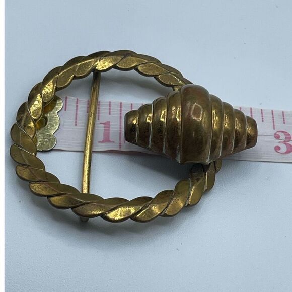 Two Vintage twisted brass belt buckles - Picture 4 of 7